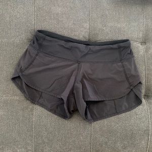 Lululemon speed up short low rise